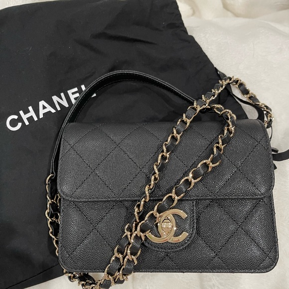 CHANEL black caviar like a wallet flap bag (22C) - Picture 9 of 9